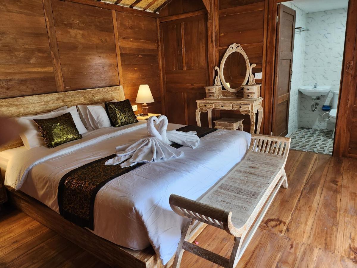 Starlake Villa & Glamping Kubupenlokan Eksteriør billede