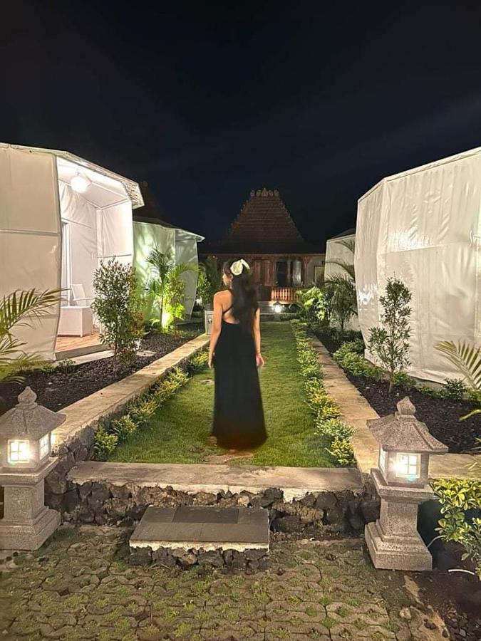Starlake Villa & Glamping Kubupenlokan Eksteriør billede