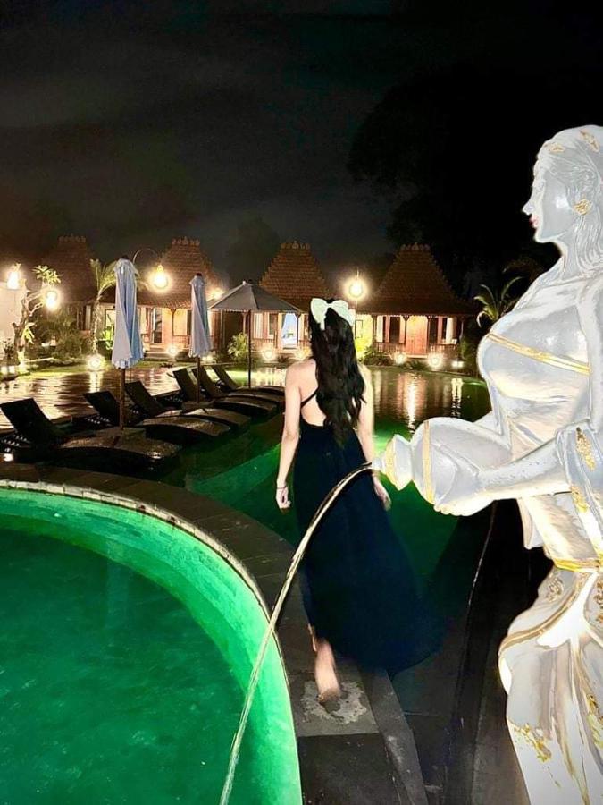 Starlake Villa & Glamping Kubupenlokan Eksteriør billede
